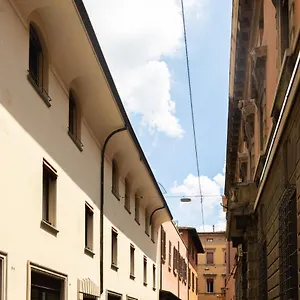 Goito 4, Bologna